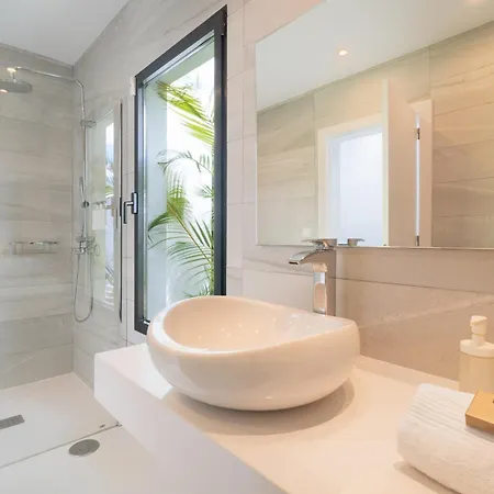 Cascada33 By Buenavilla * بلايا بلانكا