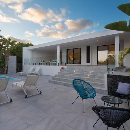 Cascada33 By Buenavilla * Playa Blanca (Lanzarote)